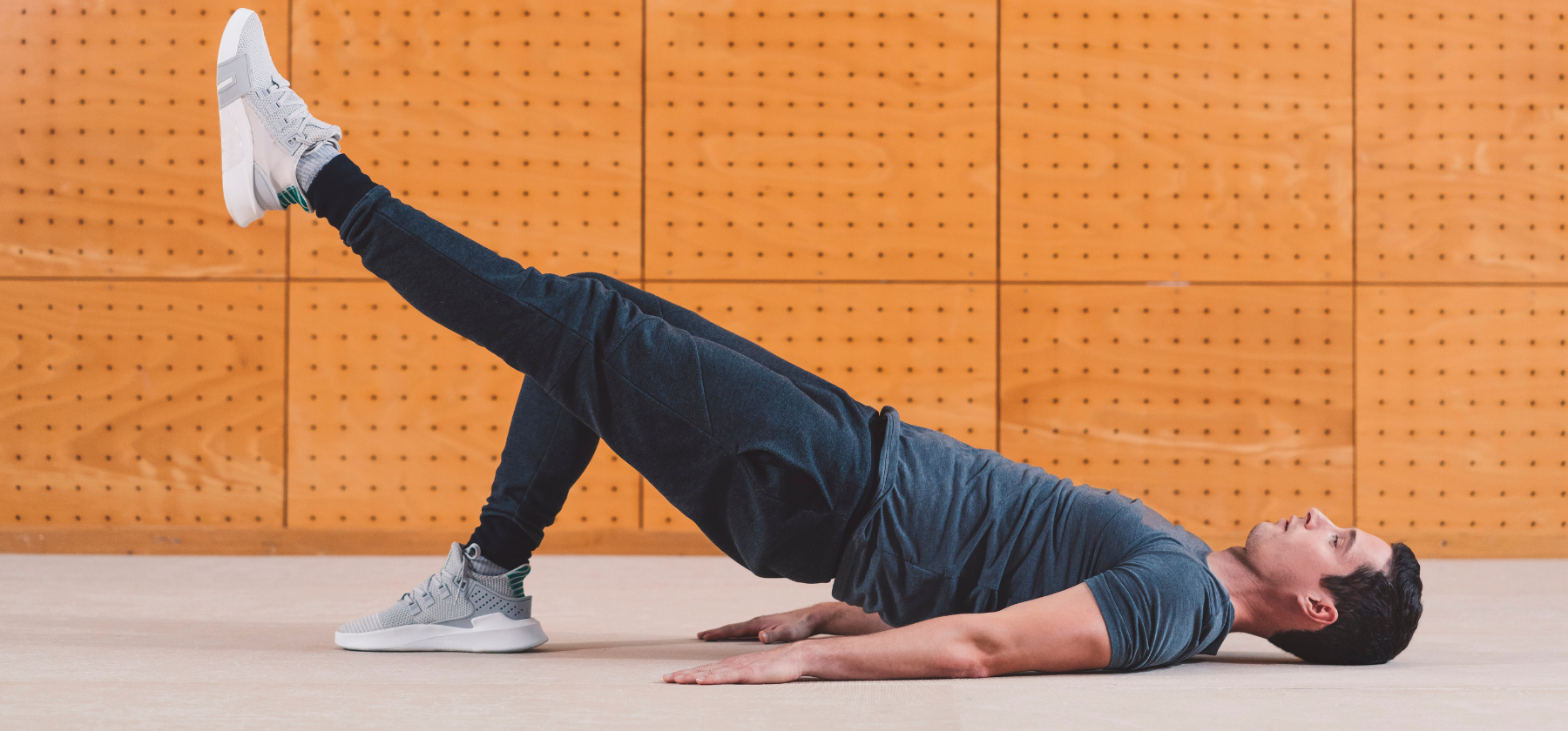 Man doing leg lift